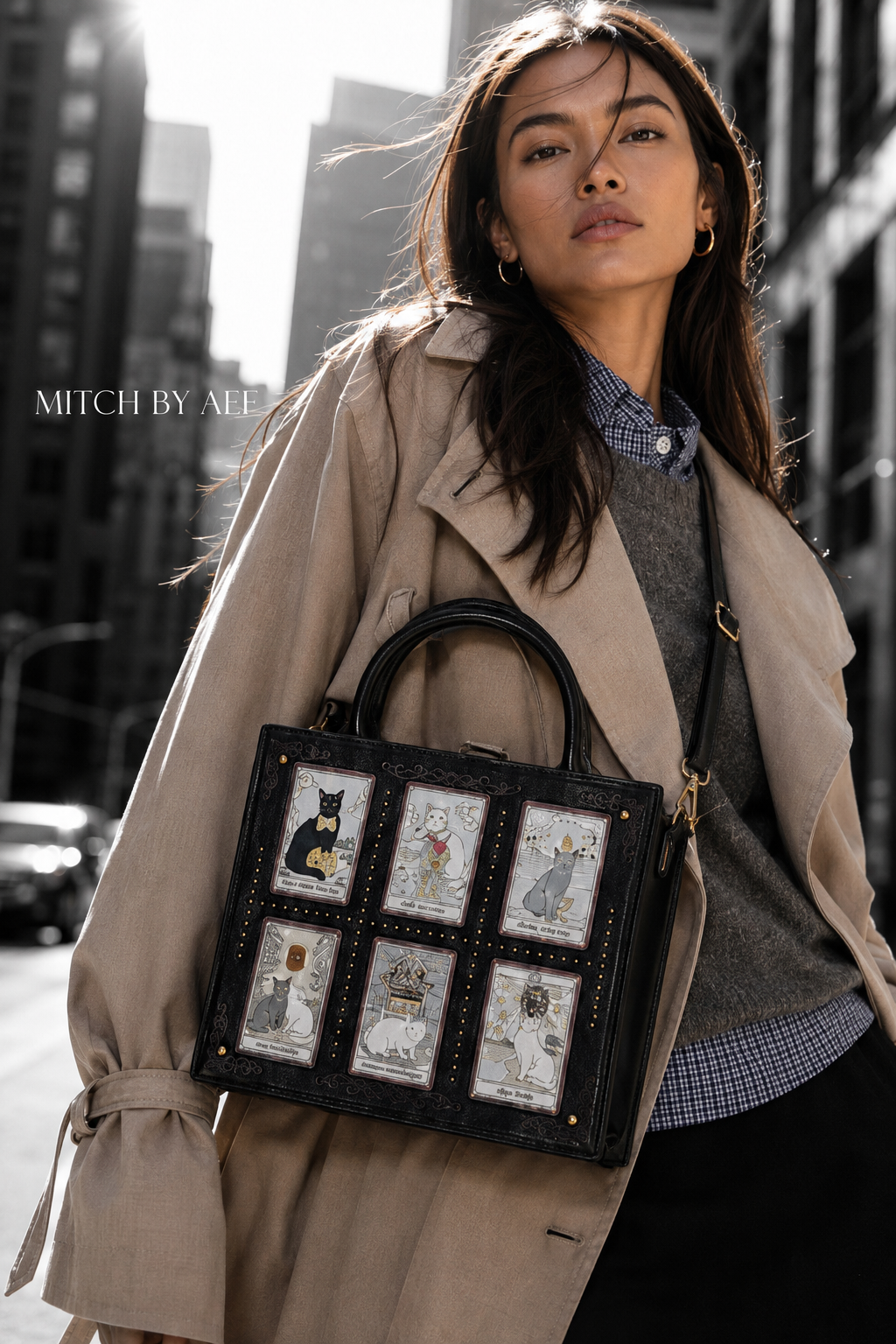 Sac à main femme noir ARCANA imprimé chats tarot porté à Marseille – MITCH BY AEF #Noir Ébène