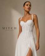 Corset bustier blanc gainant femme — bretelles larges, coupe sculptante, porté avec jupe longue blanche | MITCH par AEF