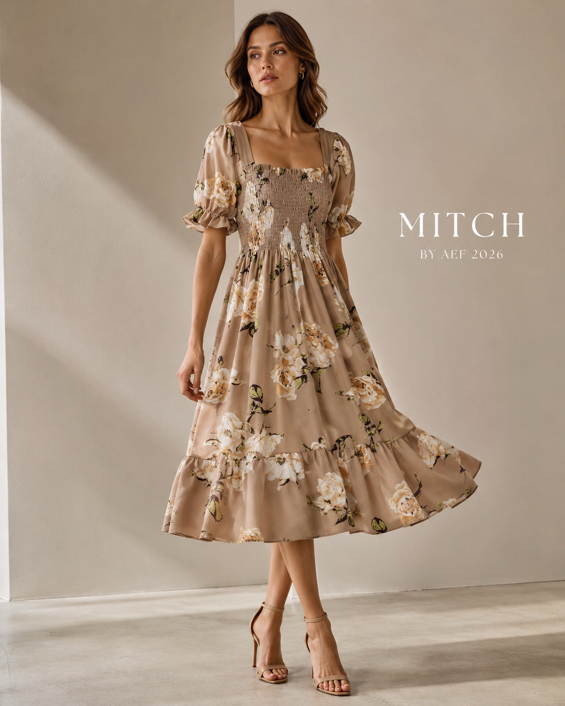 Robe femme mousseline imprimée Roses de Sable beige grandes roses crème manches papillon été | MITCH par AEF