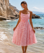 Robe mi-longue florale rose cerisier bretelles spaghetti corsage volanté bord de mer