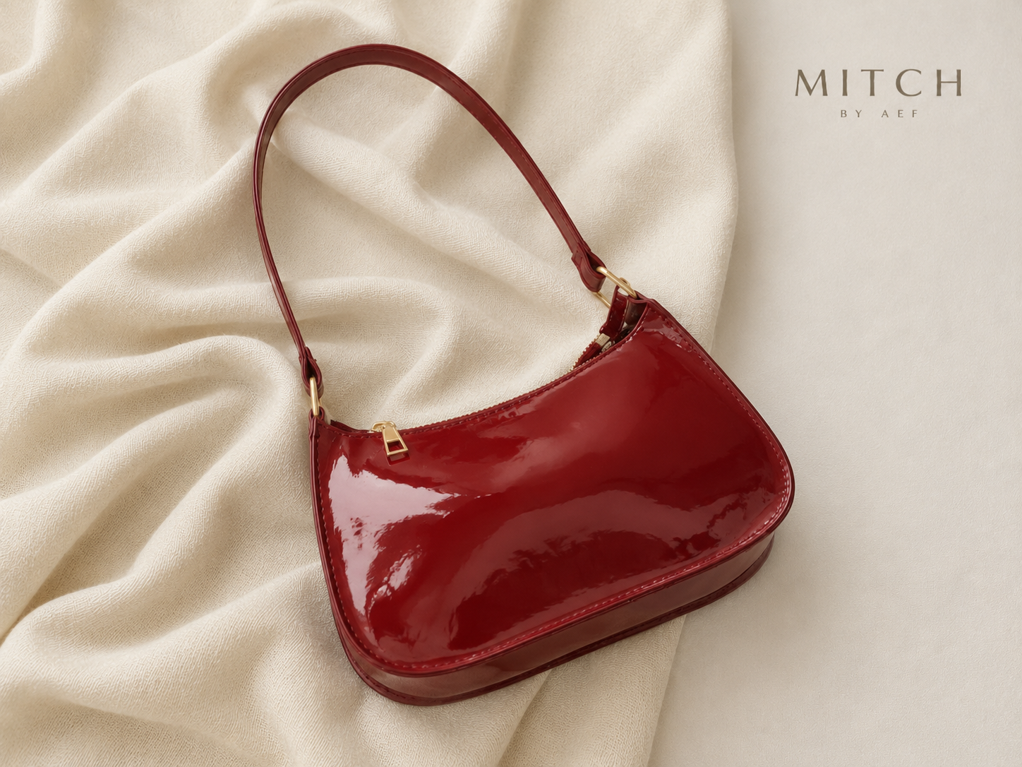 Sac épaule femme rouge verni en similicuir, modèle compact et tendance MITCH BY AEF #Cerise Fatale